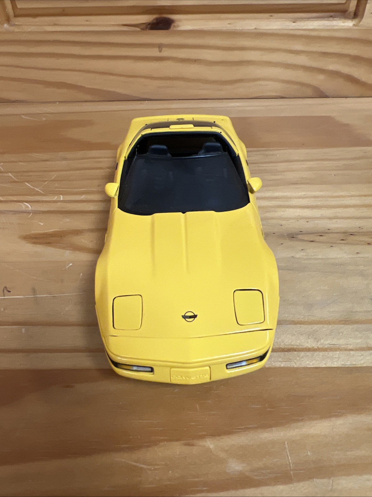 1995 Chevrolet Corvette ZR-1 Yellow Danbury Mint Diecast Replica 1:24