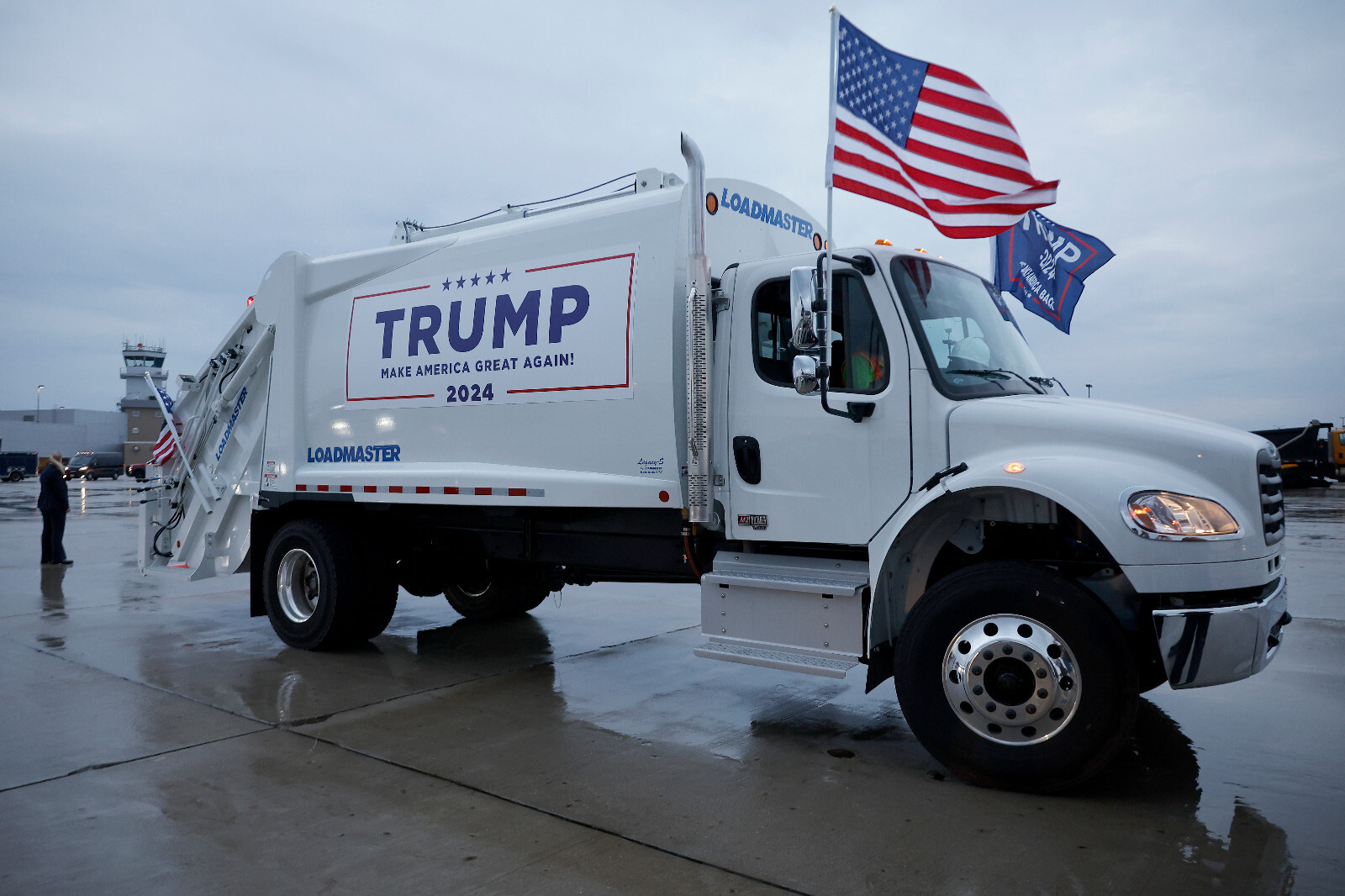 President Donald Trump Garbage Truck MAGA