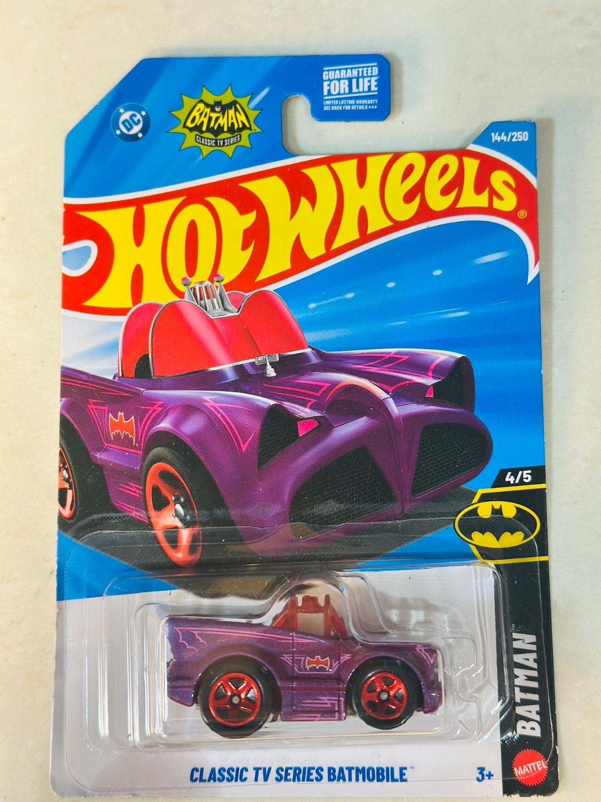 🔥Hot Wheels Batman Purple Tooned Classic TV Series Batmobile 144/250 Batman 4/5