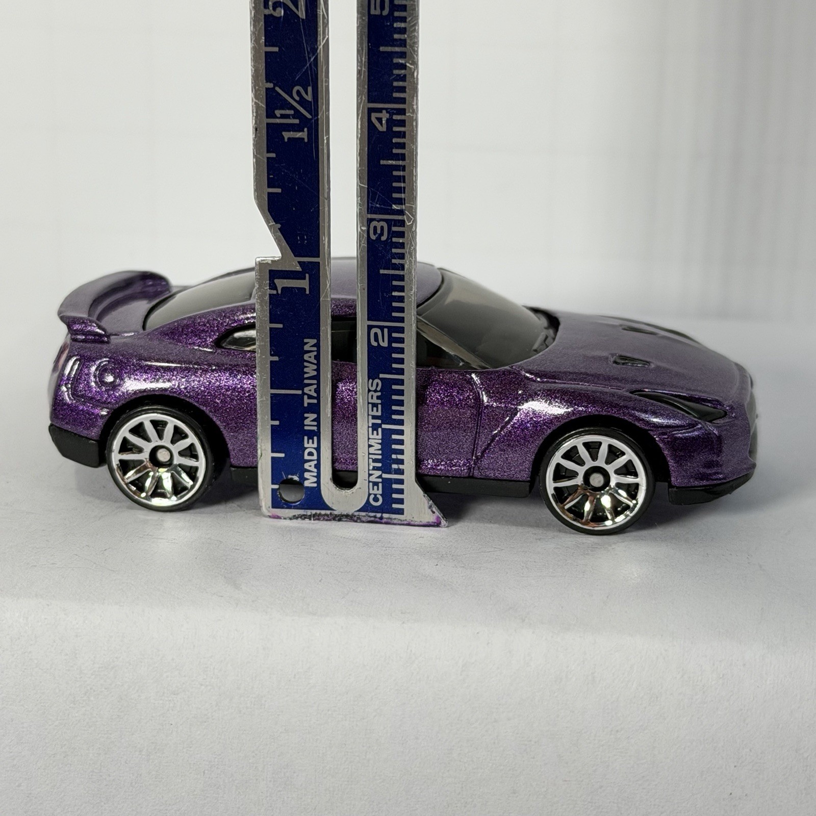2026 Hot Wheels ’09 Nissan Skyline GT-R (R35) Purple Metallic HW Motor Show 1:64