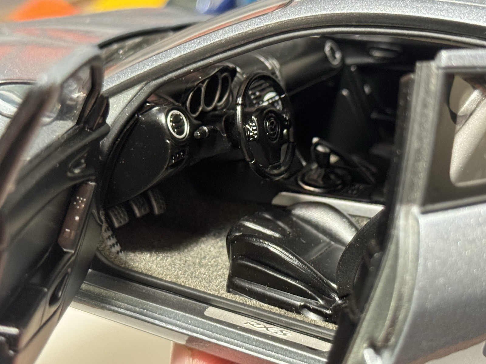 1:18 AutoArt Mazda RX-8 Grey No Box