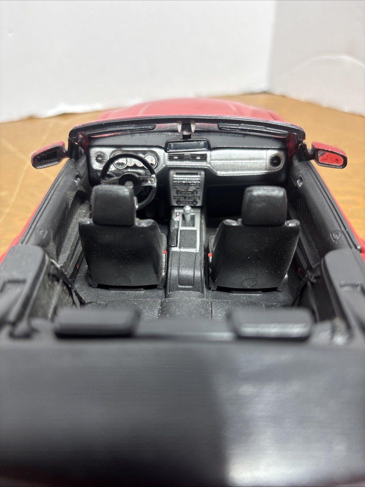 Maisto 2010 Ford Mustang GT Convertible Red 1:18 Scale Die-Cast , No Box