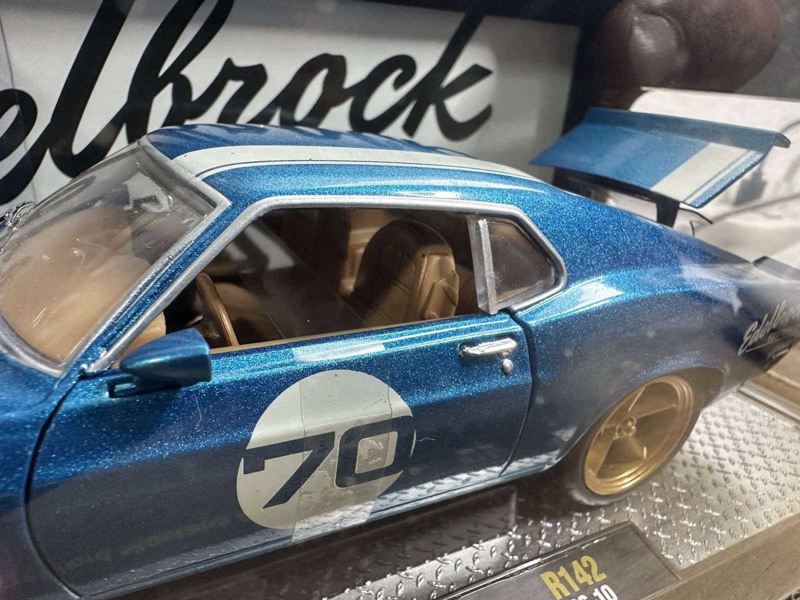 M2 Machines 1:24 1970 Ford Mustang Sportsroof Edelbrock Blue Diecast Unopened