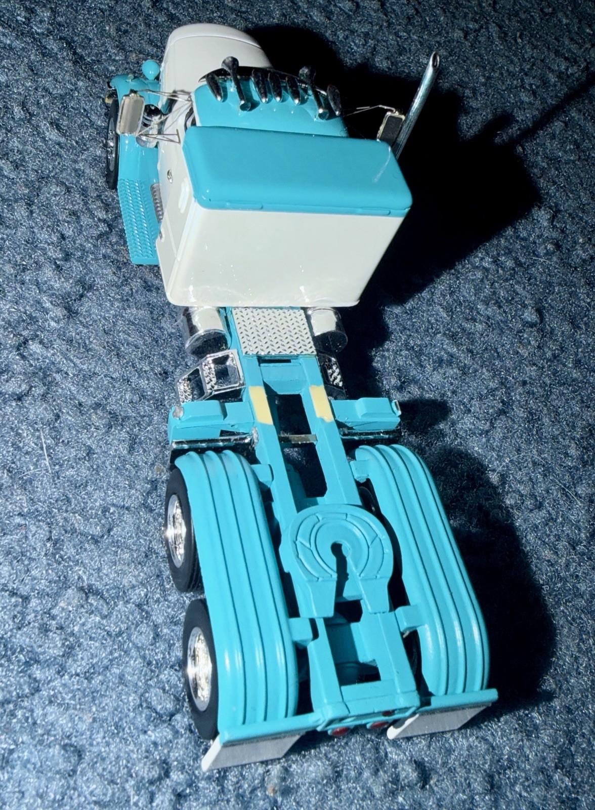 Top Shelf Replicas 1:64 International West Coaster RDF-405 Teal/White / #25009