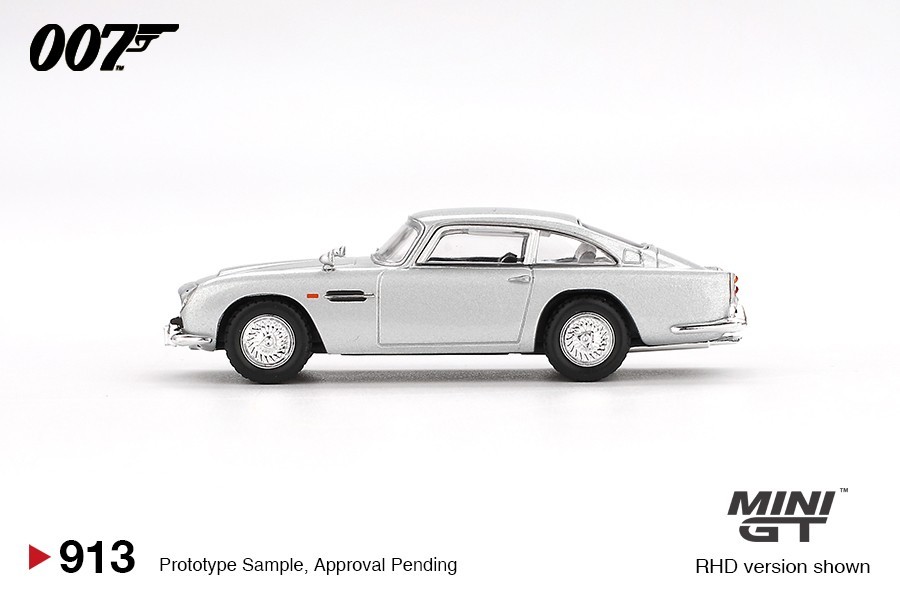 Mini GT 1:64 Aston Martin DB5 James Bond “Skyfall” – English Packaging #913
