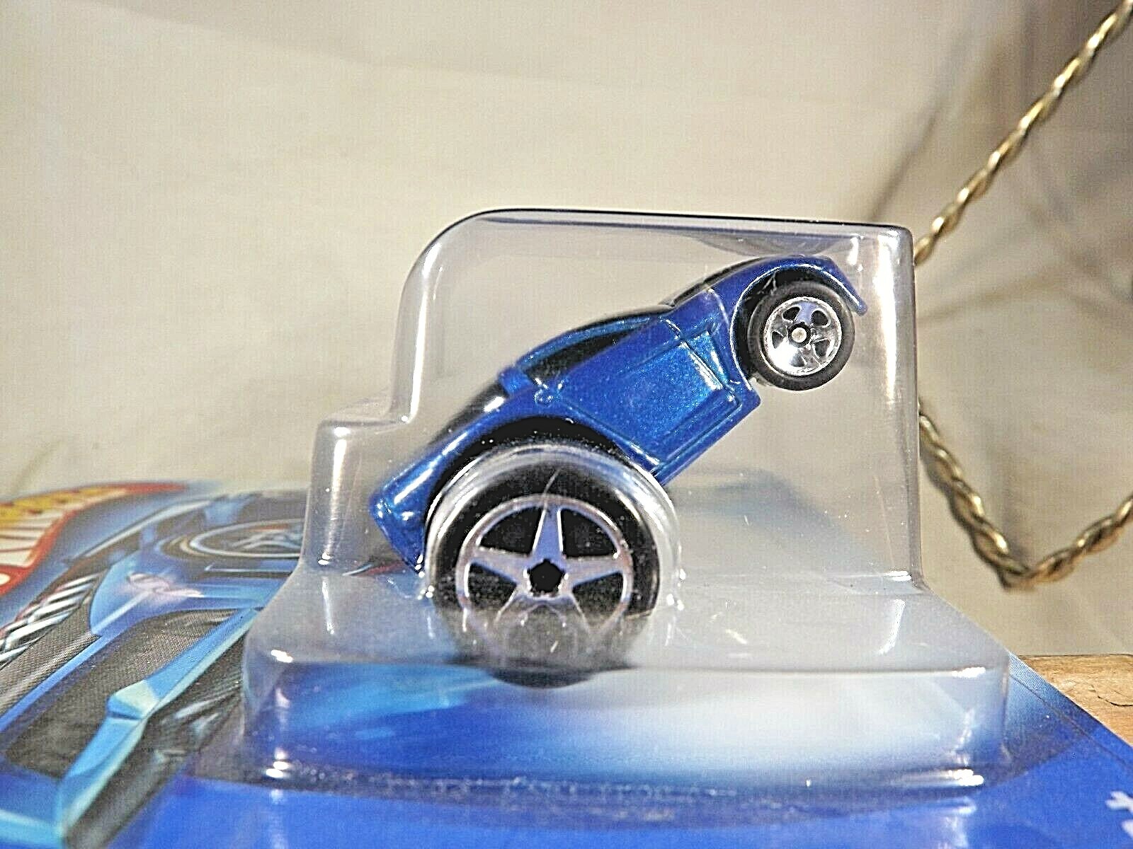 2004 Hot Wheels #95 First Editions FATBAX 2005 CORVETTE Blue w/o Red Taillights