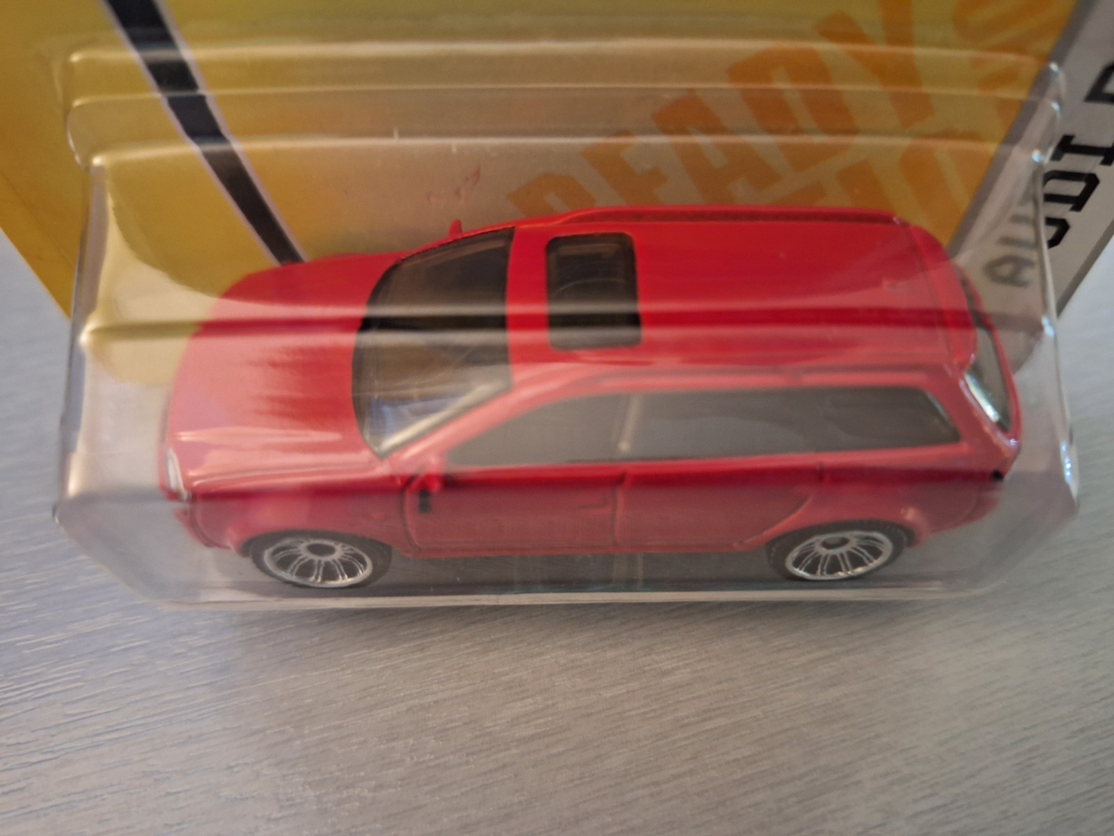 Matchbox Audi RS6 Avant – red, 2008, International Long Card, multi-spoke wheels