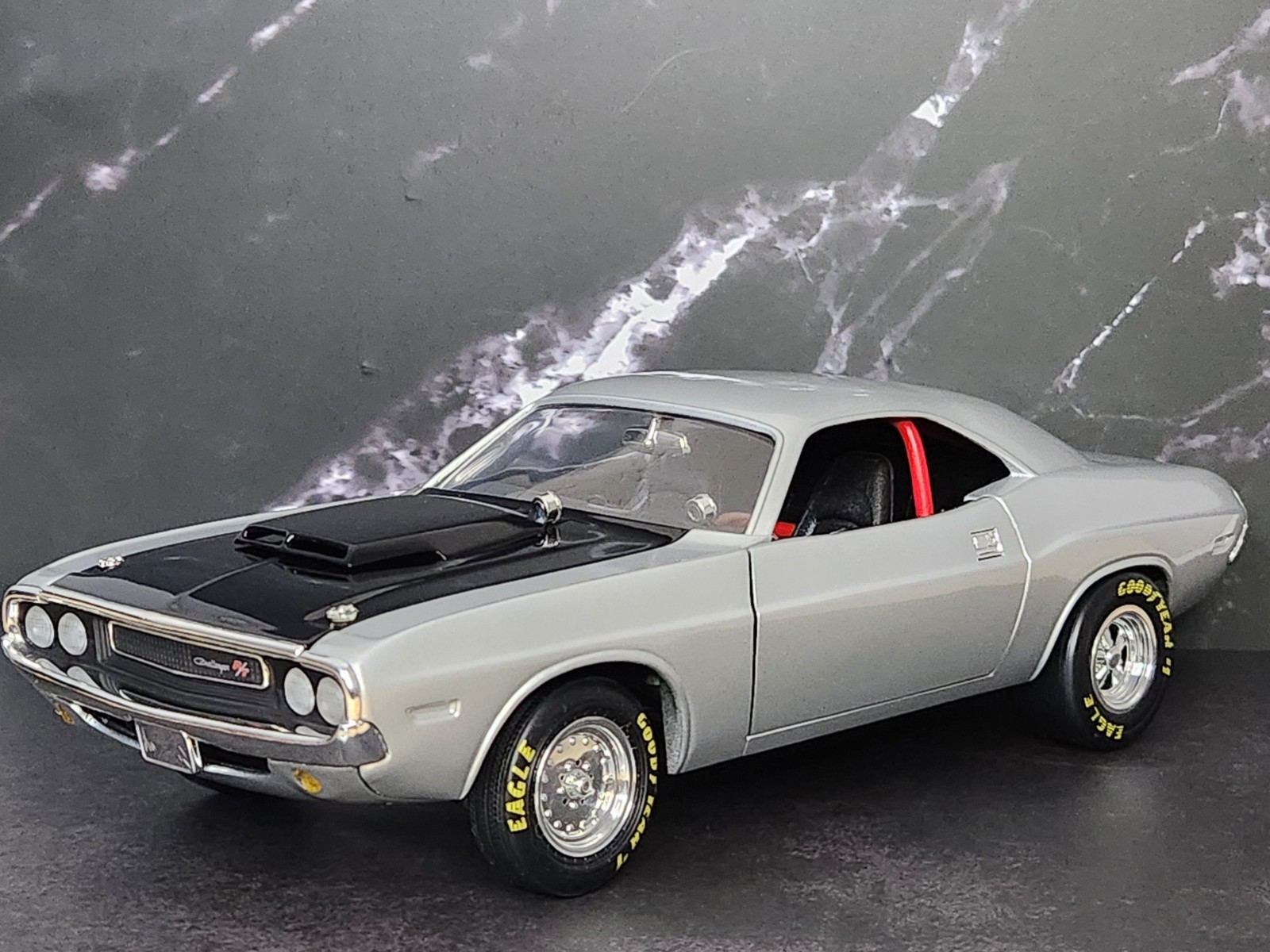 1/18 ERTL 1970 CHALLENGER-CUSTOM BUILT-READ DESCRIPTION FULLY!!