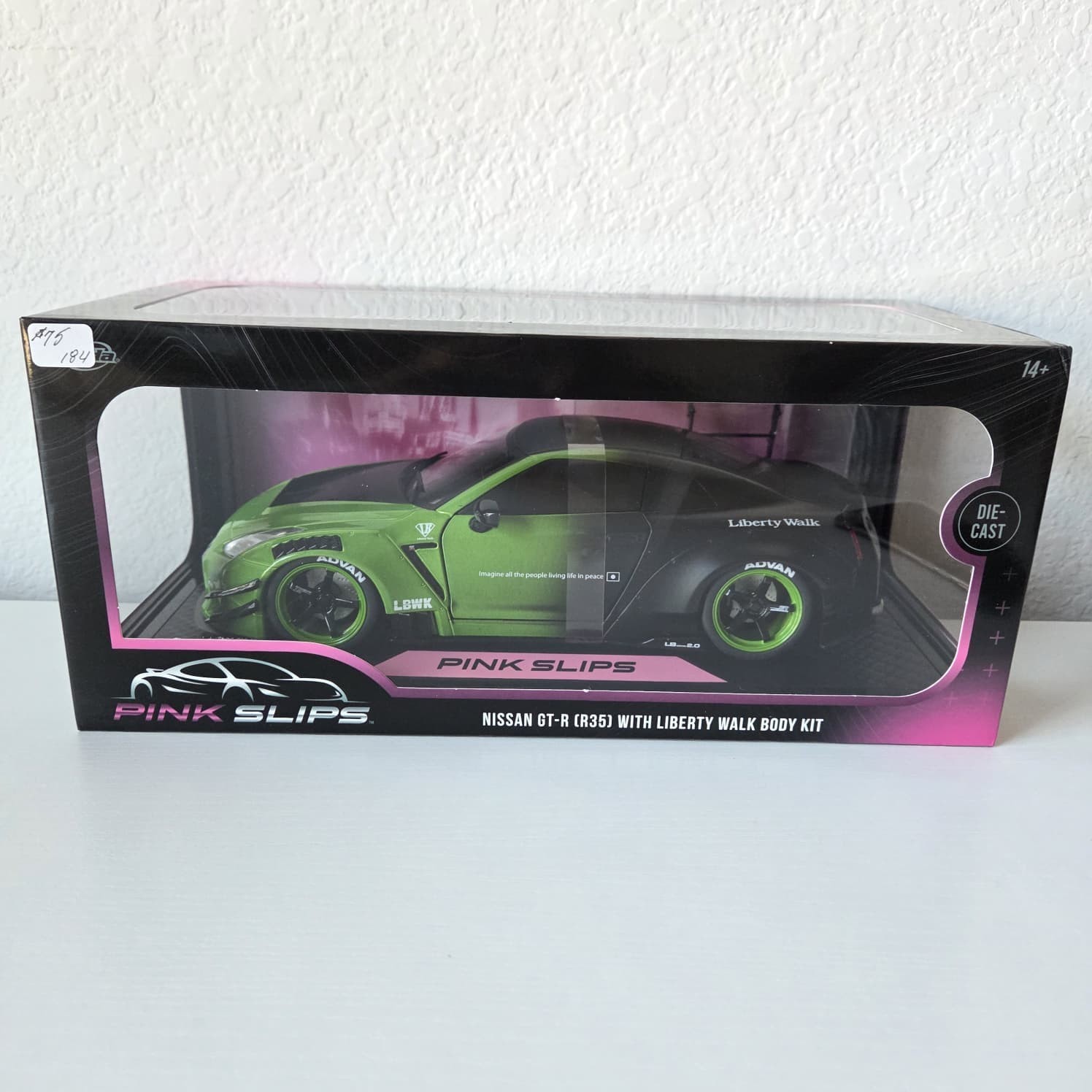 Jada Toys Pink Slips Nissan GT-R R35 with Liberty Walk body kit 1/18 Scale