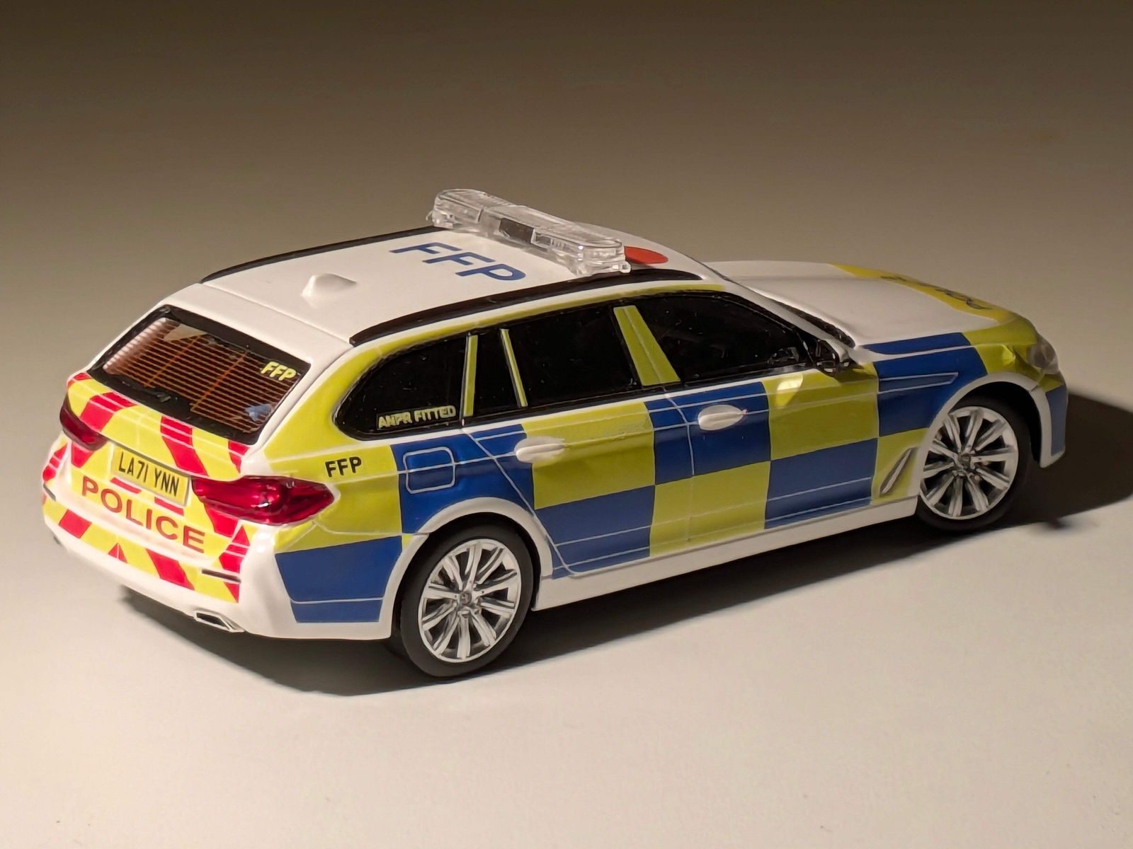 STARS 1/43 BMW 5 Series Touring UK Emergency Vehicle DIY Bundle