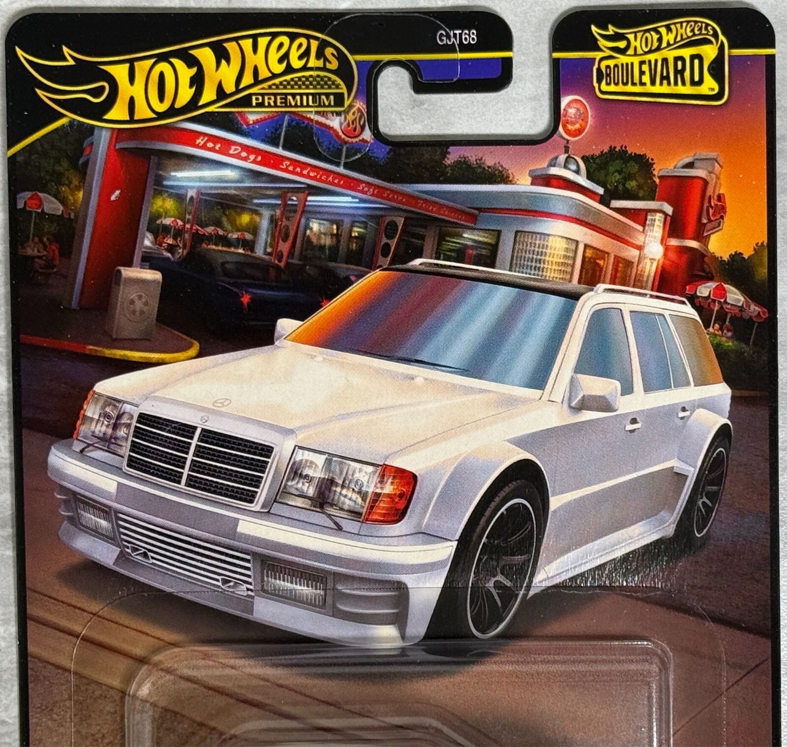2024 Hot Wheels Boulevard #113 Mercedes-Benz E 36 AMG ,Free shipping &protector