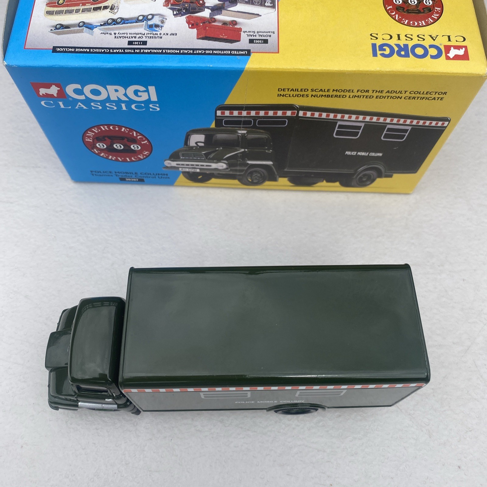 Corgi Classics 30307 Police Mobile Column Thames Trader Control Unit 1:50 Scale