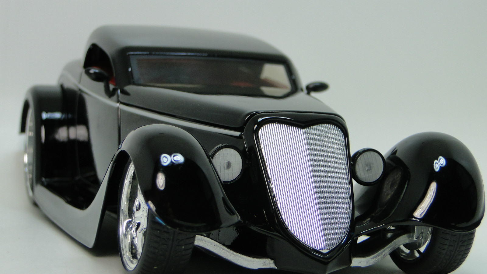 Ford Dragster Hot Rod Race Car1930Custom Built1 24Chopped Drag12Carousel Black18