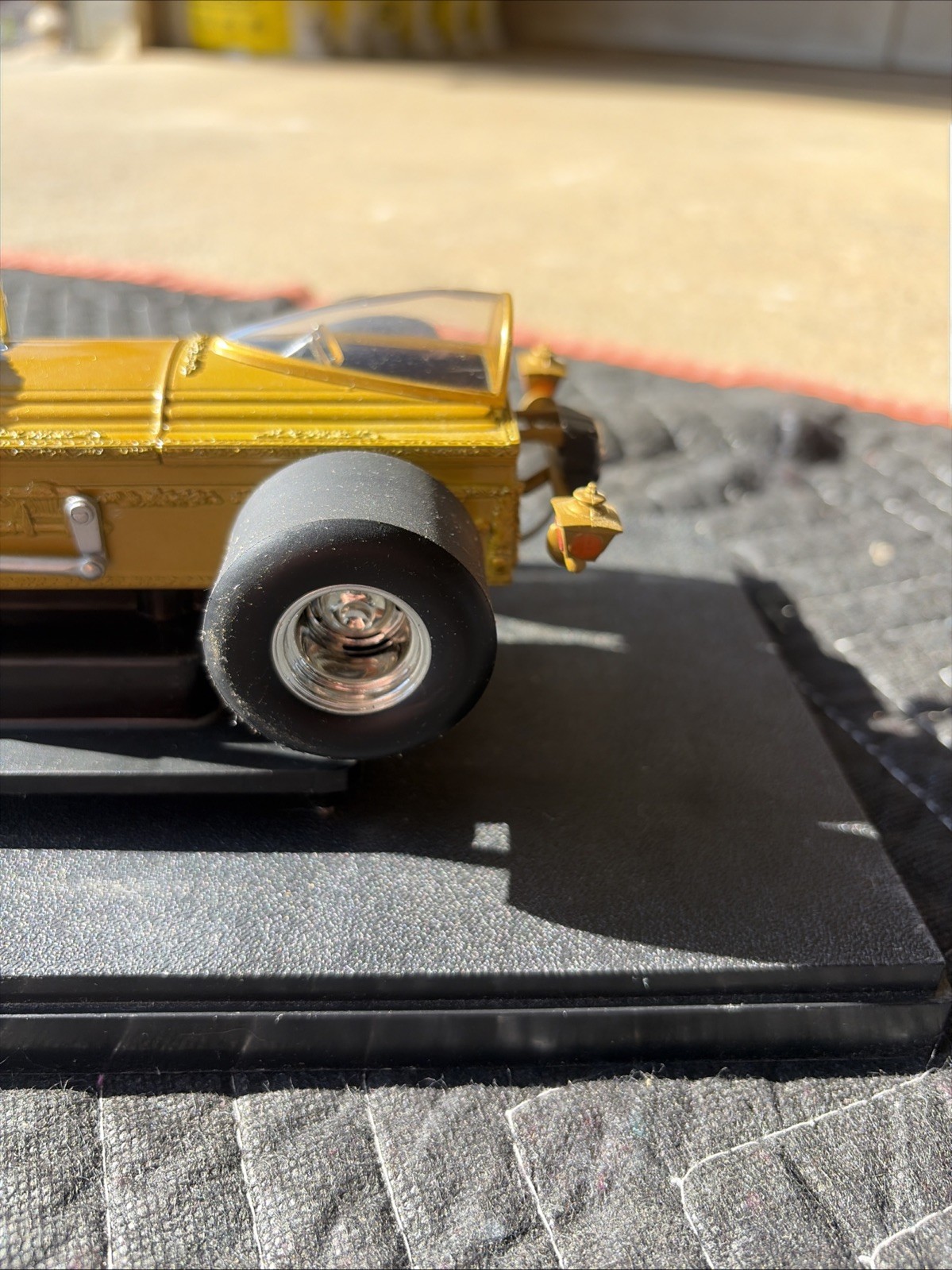 2010 Silver Screen Machines The Munsters Grandpa’s Drag-u-la 1:18 NO BOX