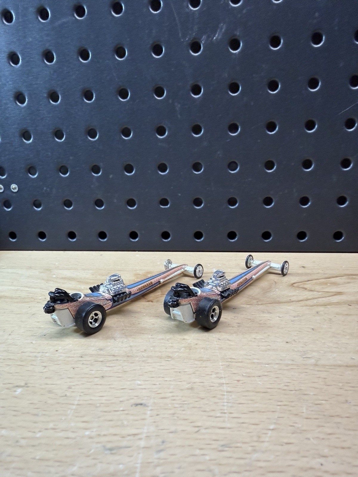 HOT WHEELS – DRAG STRIP DEMONS -ROLAND LEONG HAWAIIAN FRONT ENGINE DRAGSTER Lot