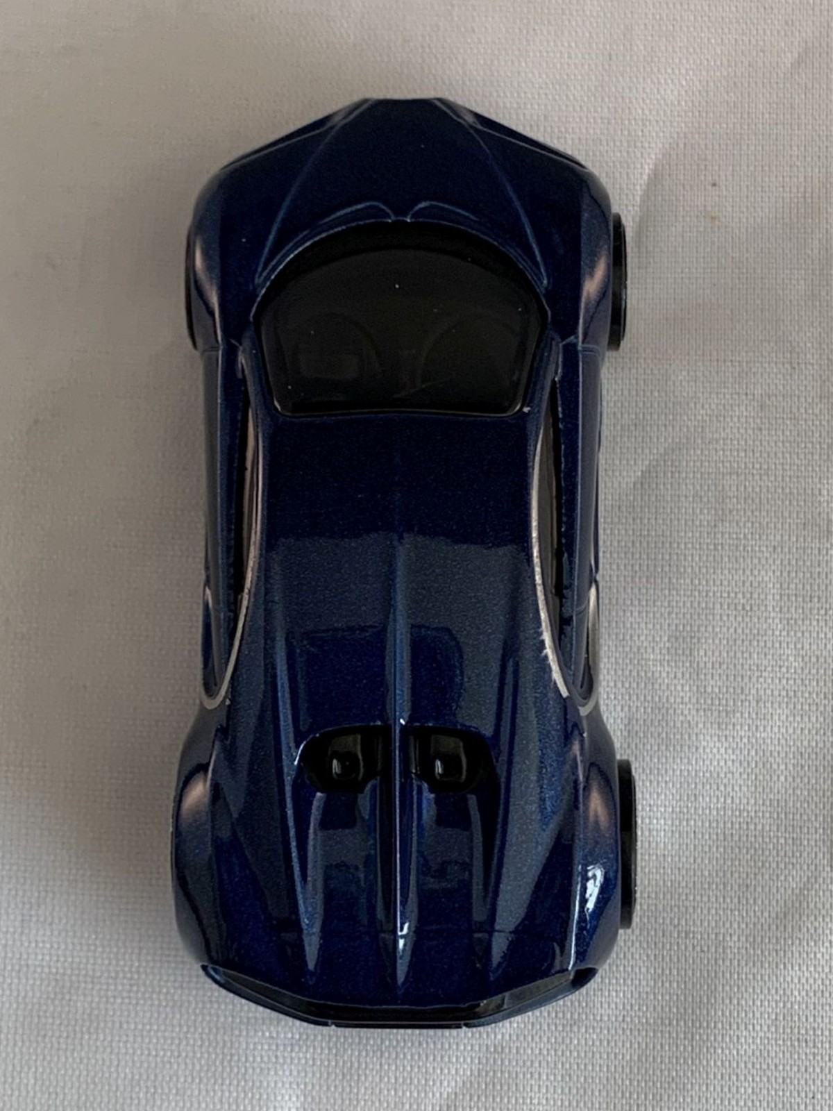Hot Wheels 2016 Bugatti Chiron 2019 New Models Blue Royal J5s