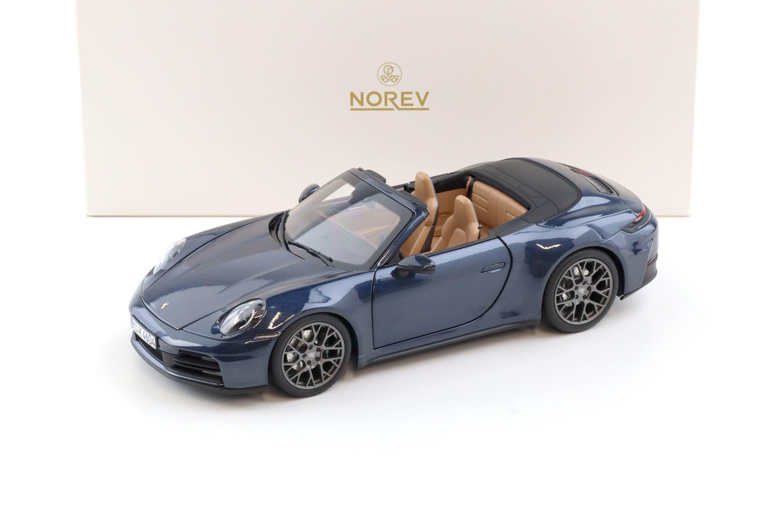 1:18 NOREV Porsche 911 992.2 Carrera S Cabriolet Yachting Blue Metallic 2024