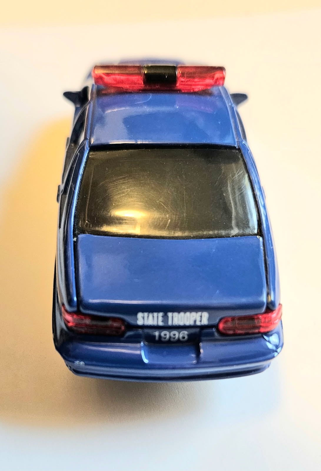 Road Champs Wisconsin State Patrol die-cast and plastic Caprice toy – 1/43 scale