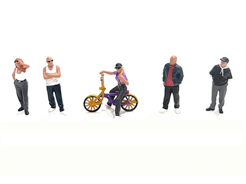 “LOWRIDERS #5” 6 PIECE DIECAST FIGURES SET 1/64 SCALE BY AMERICAN DIORAMA 2427
