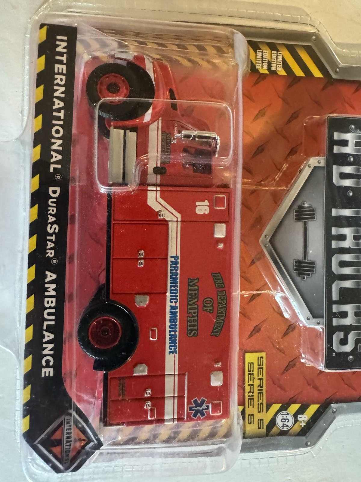 Greenlight HD Trucks International Durastar Ambulance Fire Dept Of Memphis