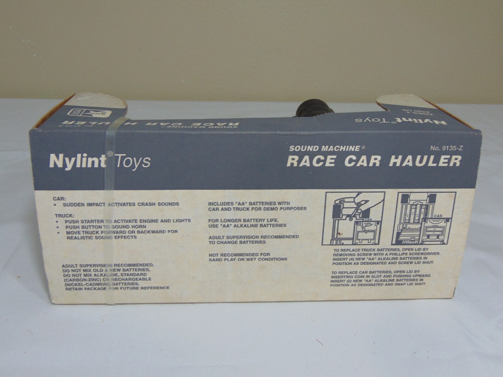 RARE 1997 NYLINT 9135Z FORD THUNDERBIRD RACE HAULER BRIGGS & STRATTON PROMO