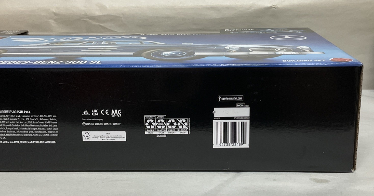 MATTEL BRICK SHOP HOT WHEELS Premium Series Building Set {Mercedes-Benz 300 SL}