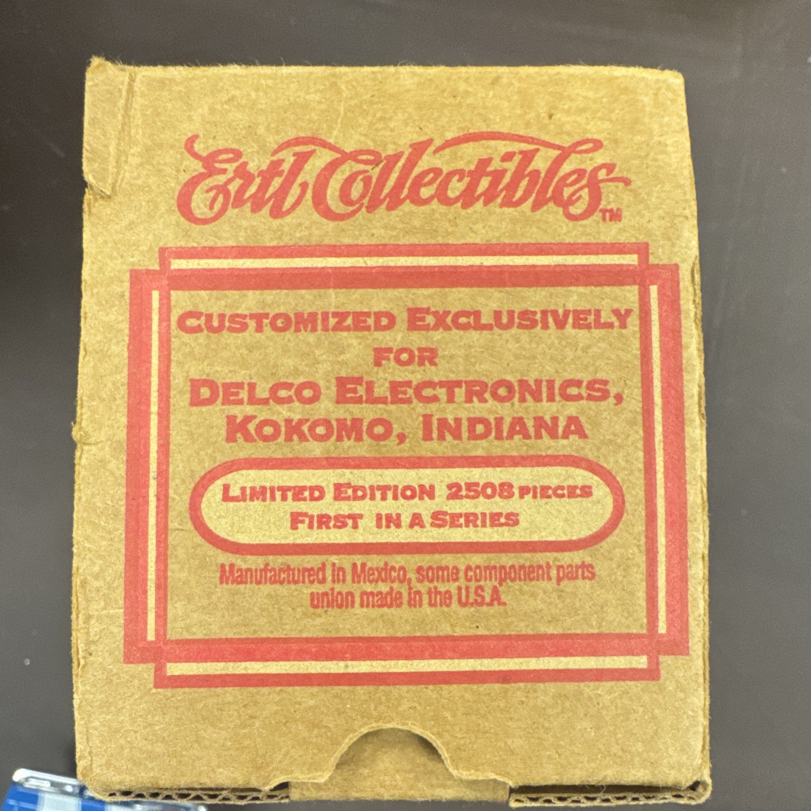 Ertl Collectibles 1:25 1938 Chevrolet Panel Truck Delco Electronics LE