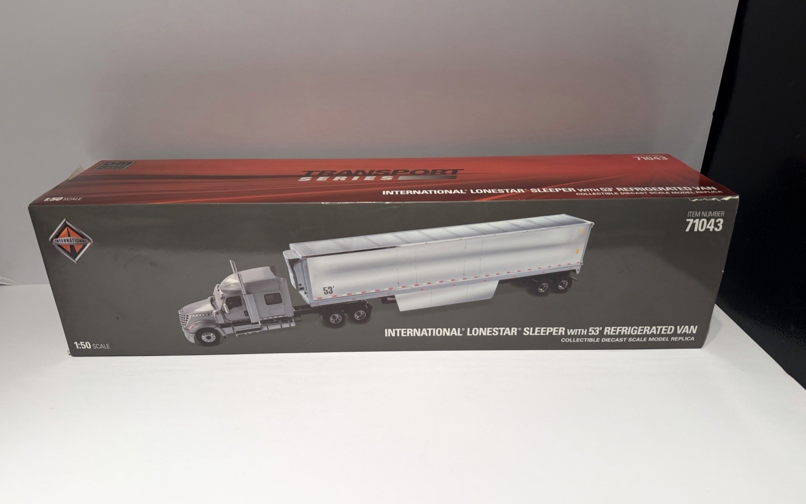 Diecast Masters International Lone Star SFFA with 53′ Chromed Refer 1/50 Scale
