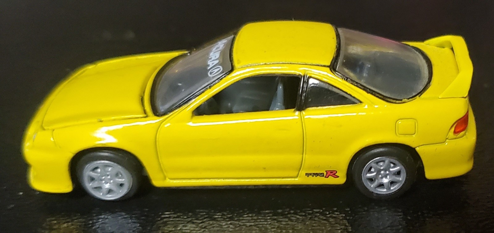 Revell 1:64 Acura Integra Type R, Yellow, Loose – No Package – Honda