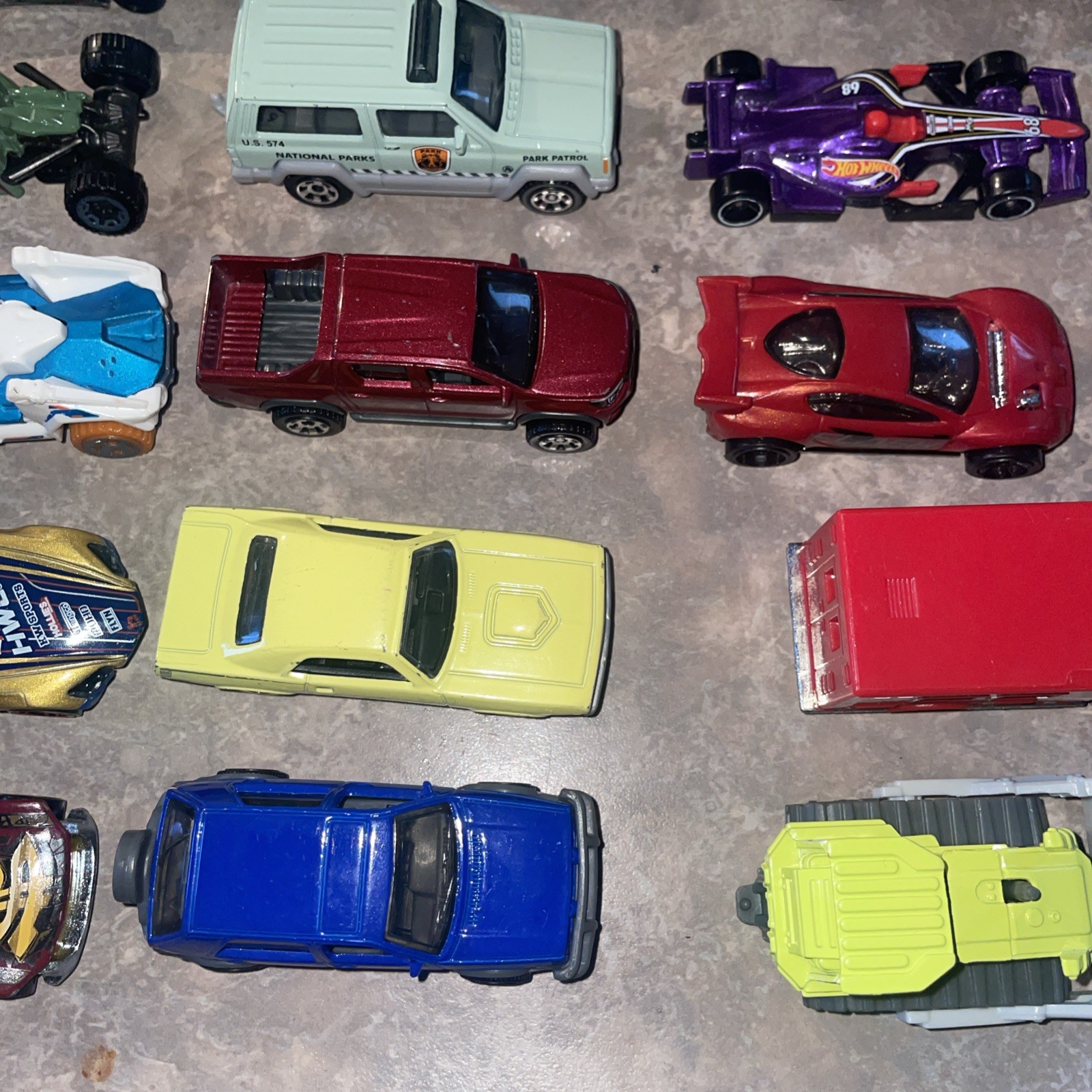 Diecast 1:64 Lot Of 24 Loose Cars #7