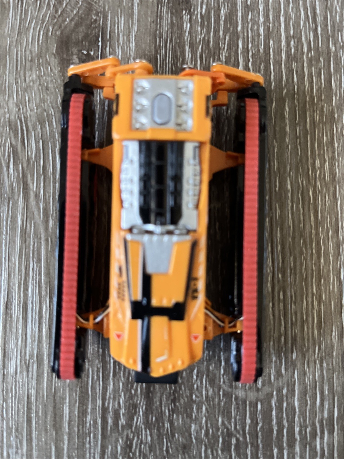 Mattel T9529 2010 Hot Wheels RC Stealth Rides Power Tread Tank Not Tested