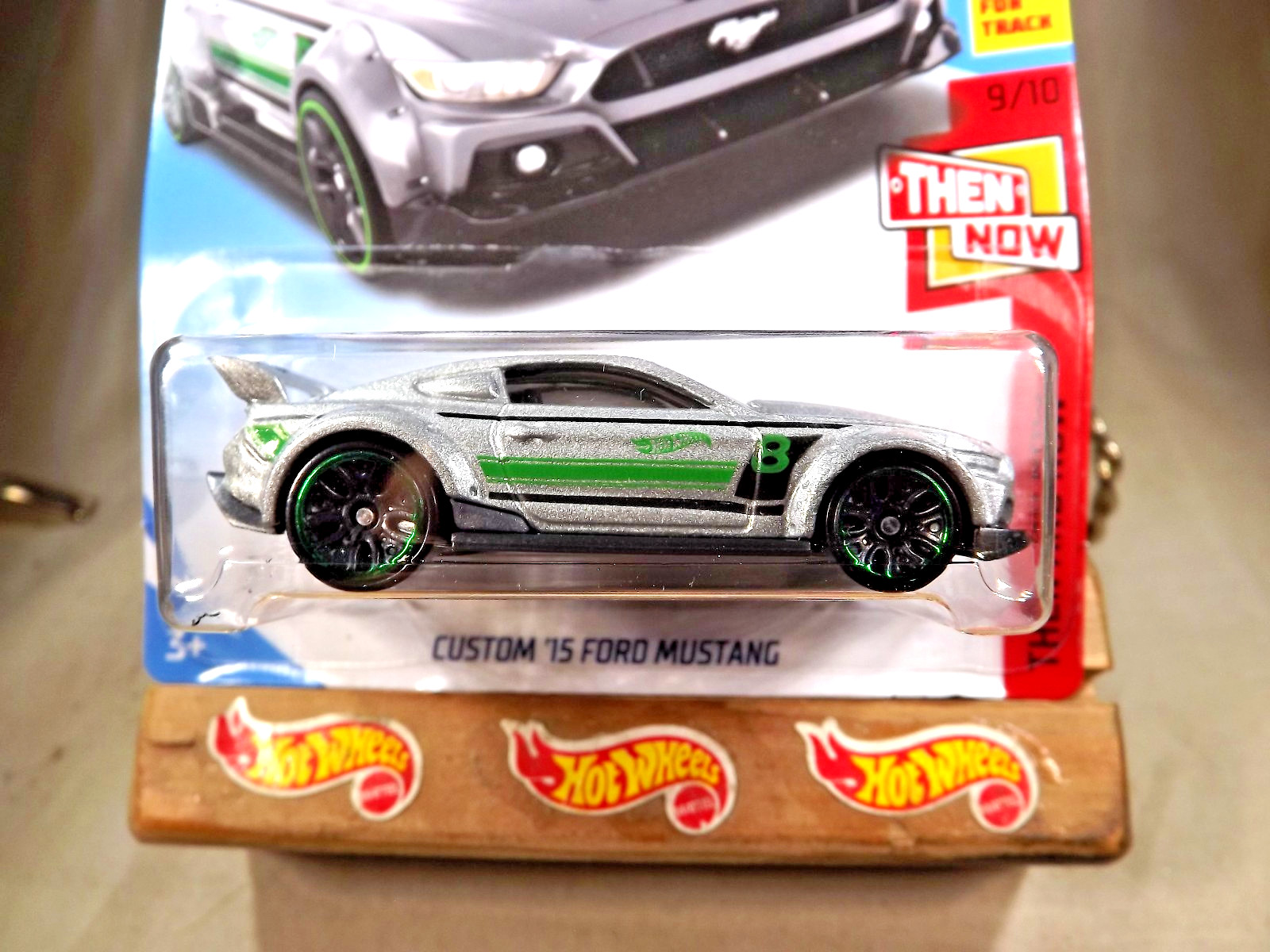2018 Hot Wheels Kroger Exclusive Then and Now 9/10 CUSTOM ’15 FORD MUSTANG Gray