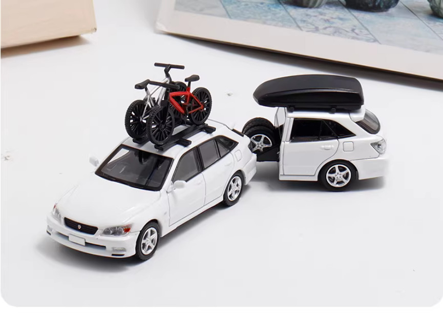 Mortal 1:64 Toyota ALTEZZA IS200 biting shark alloy car model ornaments