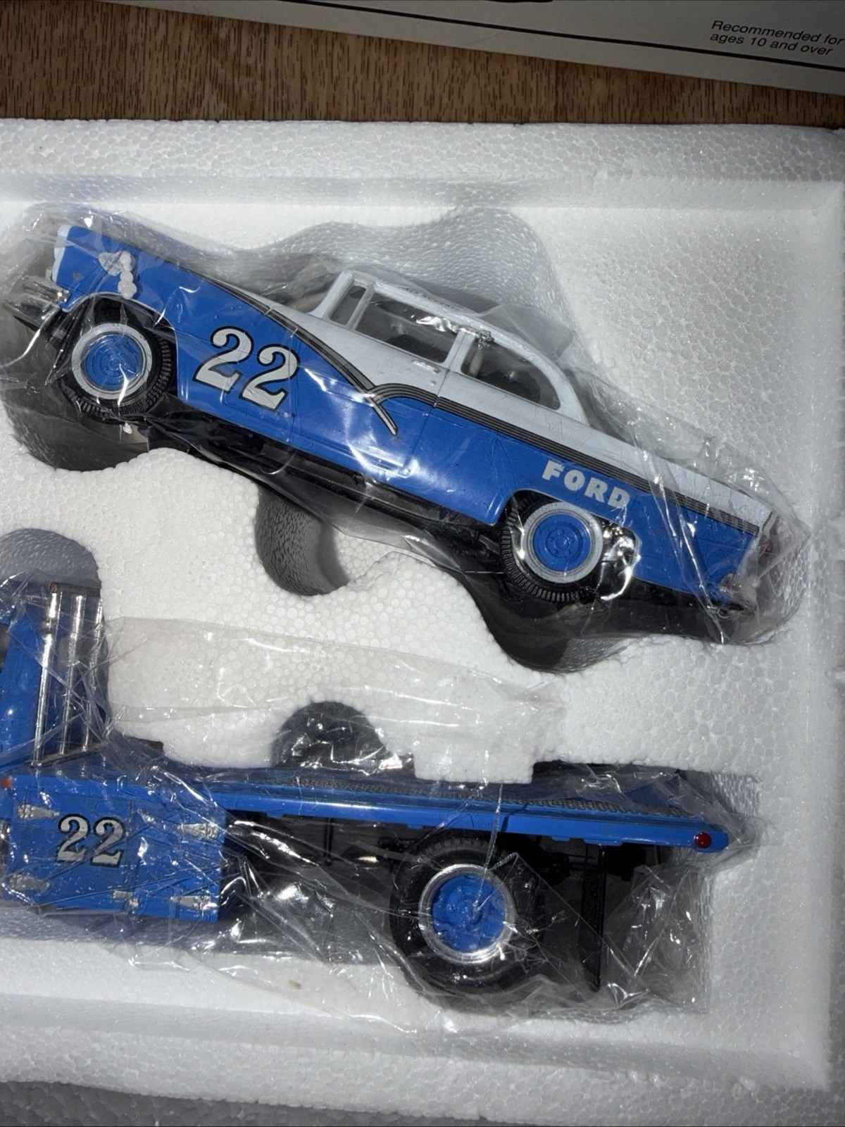 Eastwood Automobilia Ford ’56 Stock Car ’51 F-6 Flatbed 1:34 Diecast Blue New