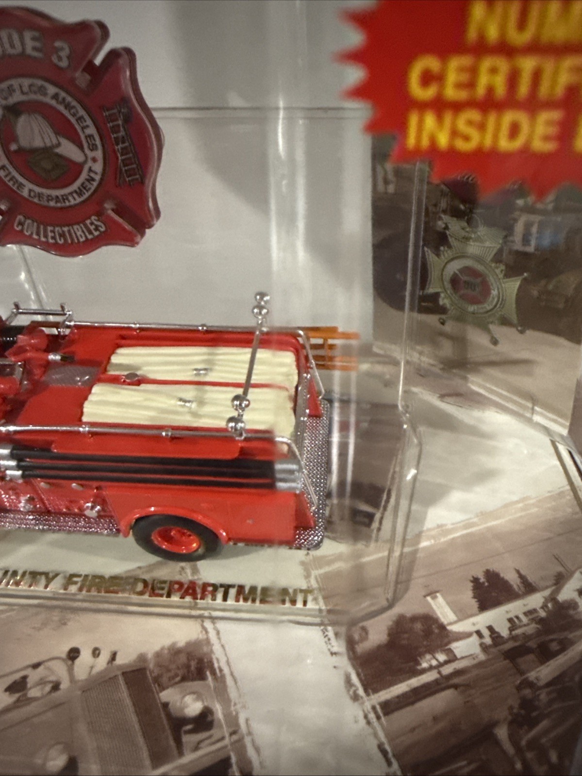 CODE 3 Firecoach Crown Los Angeles Fire Dept Truck, #12950 NEW