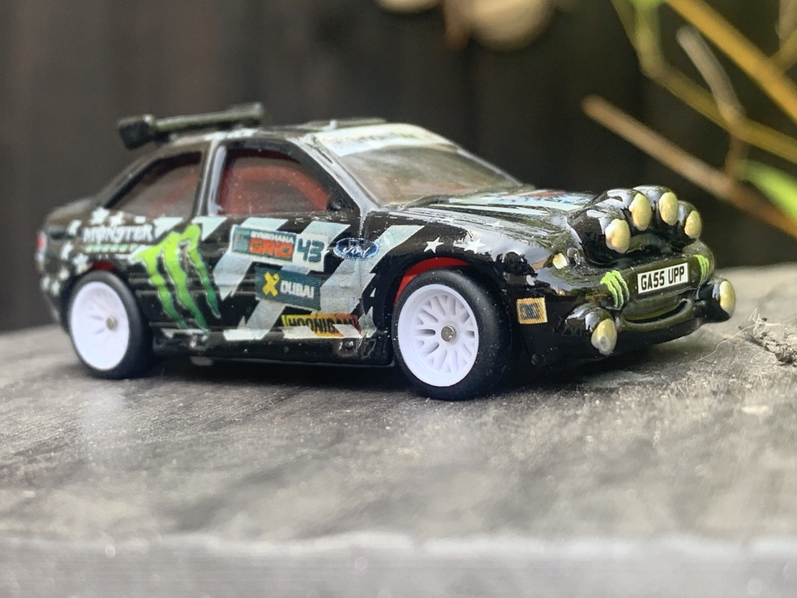 ESCORT Mk5 RS2000 Hoonigan Racing by Hot Wheels – Modified Real Riders 1:64