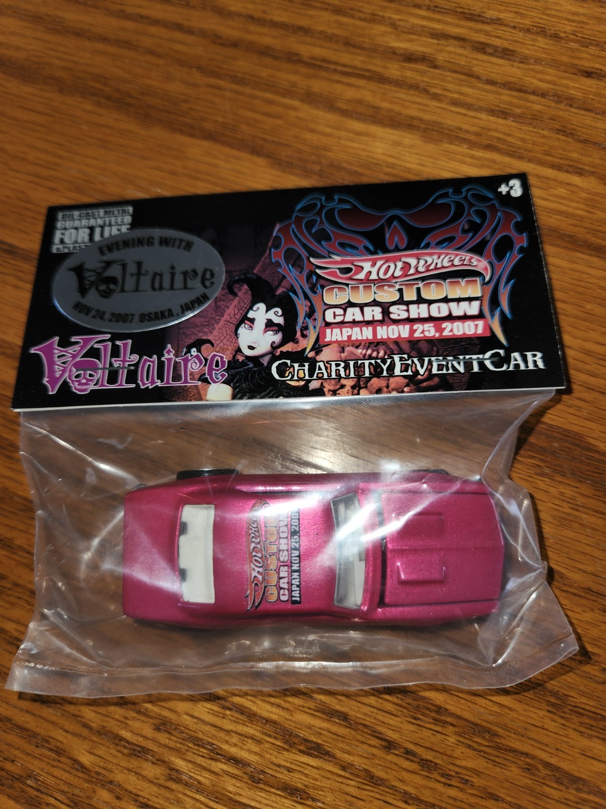 Ultra-limited 1 of 30 Hot Wheels 2007 Japan Red Evening with Voltaire Camaro
