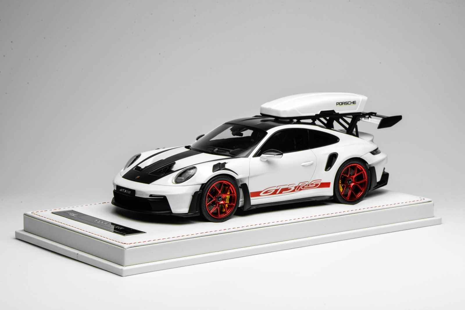 1/18 Ivy Porsche 911 GT3 RS with Luggage Rack White / Red Wheels 15 pcs AB638