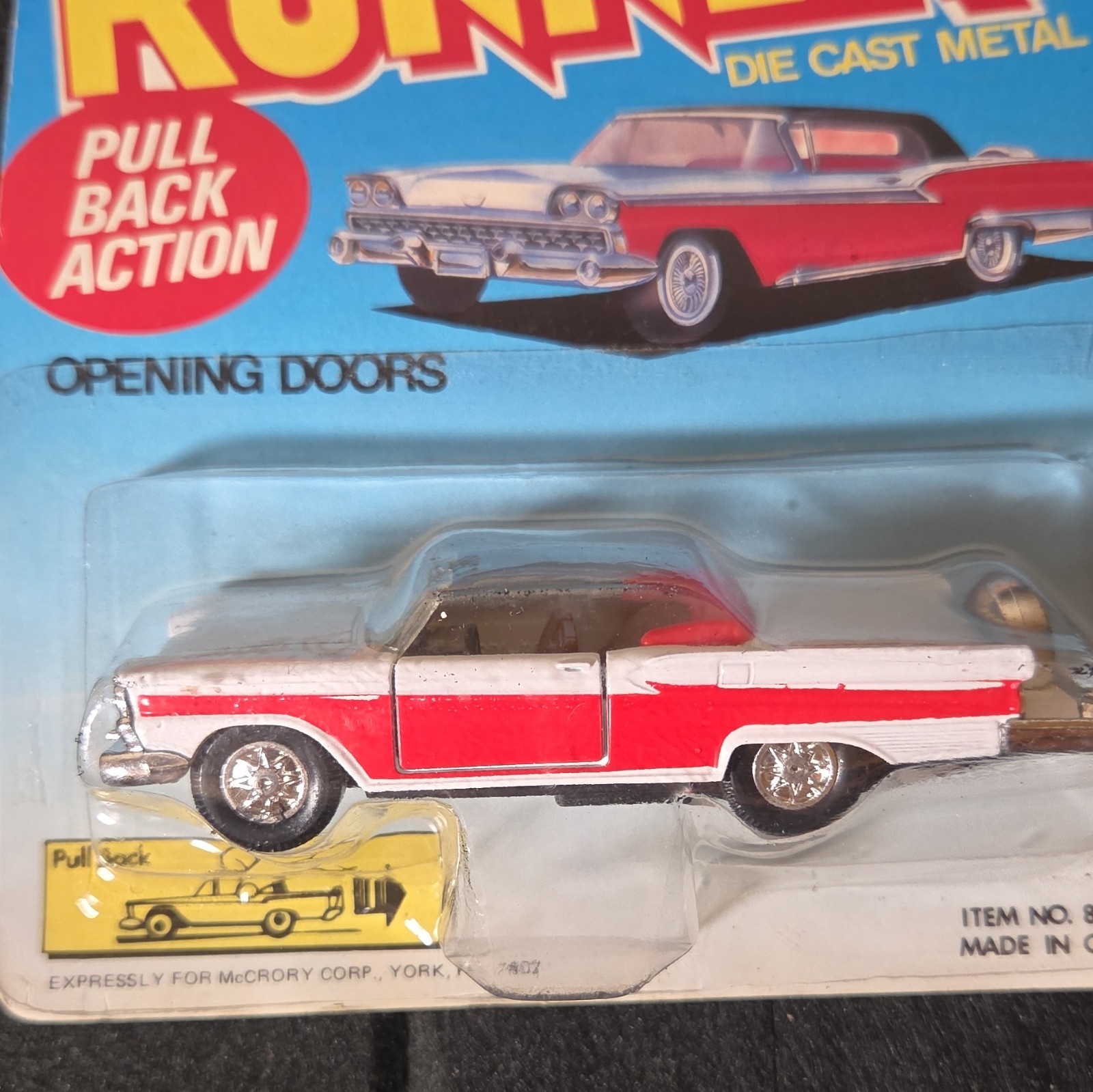 Road Tough Classic Runners Diecast Car Pull Back Opening Doors Red/White
