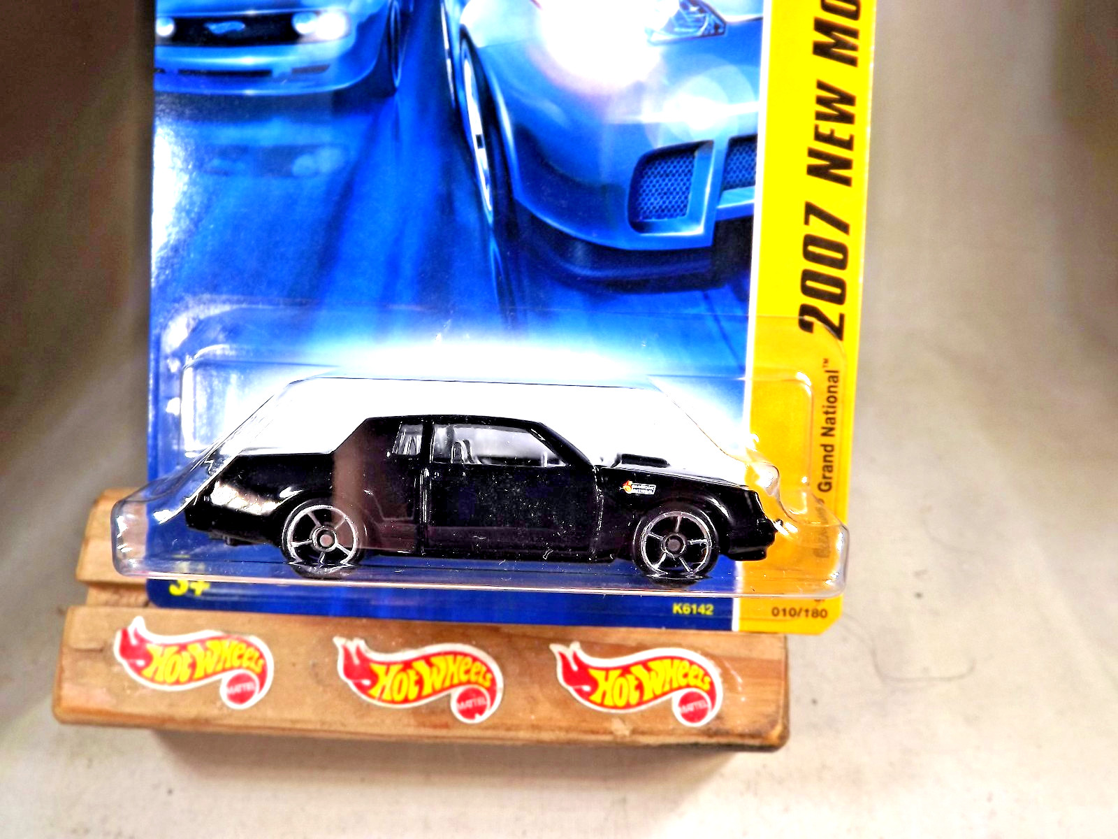 2007 Hot Wheels #10 New Models 10/36 BUICK GRAND NATIONAL Black w/Chrome OH5 Sp