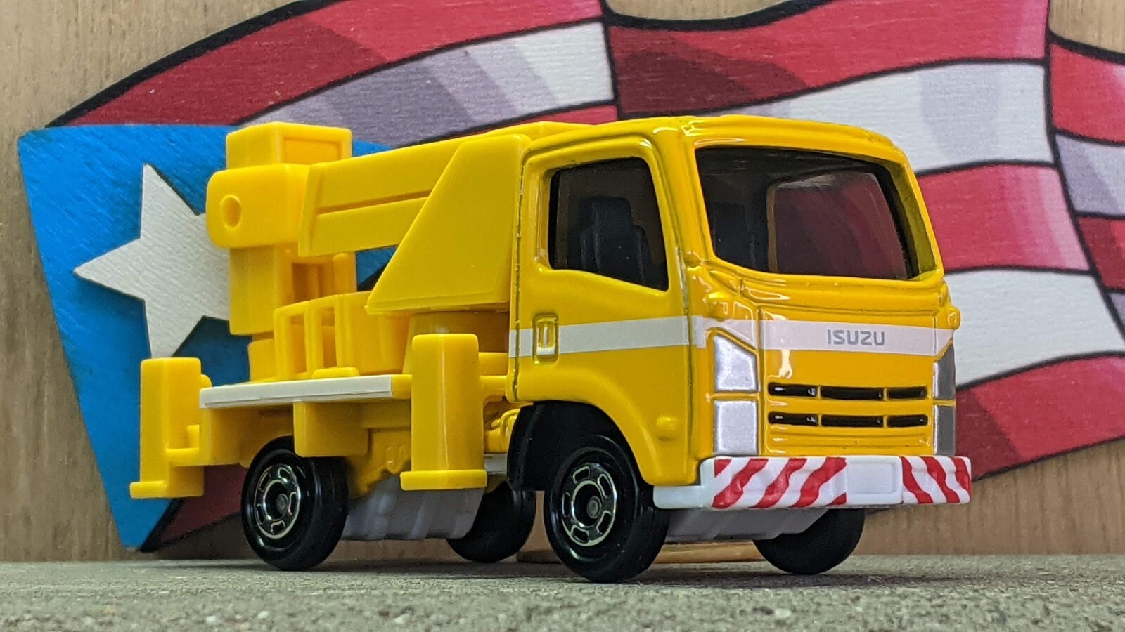 TOMICA #70 ISUZU ELF AERIAL PLATFORM LOOSE TOMICA HIGHWAY SERIES