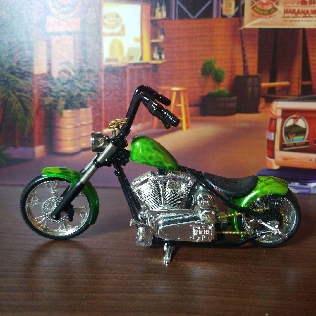 Mini Car 1/18 Green Muscle Machines West Coast Choppers Not specified