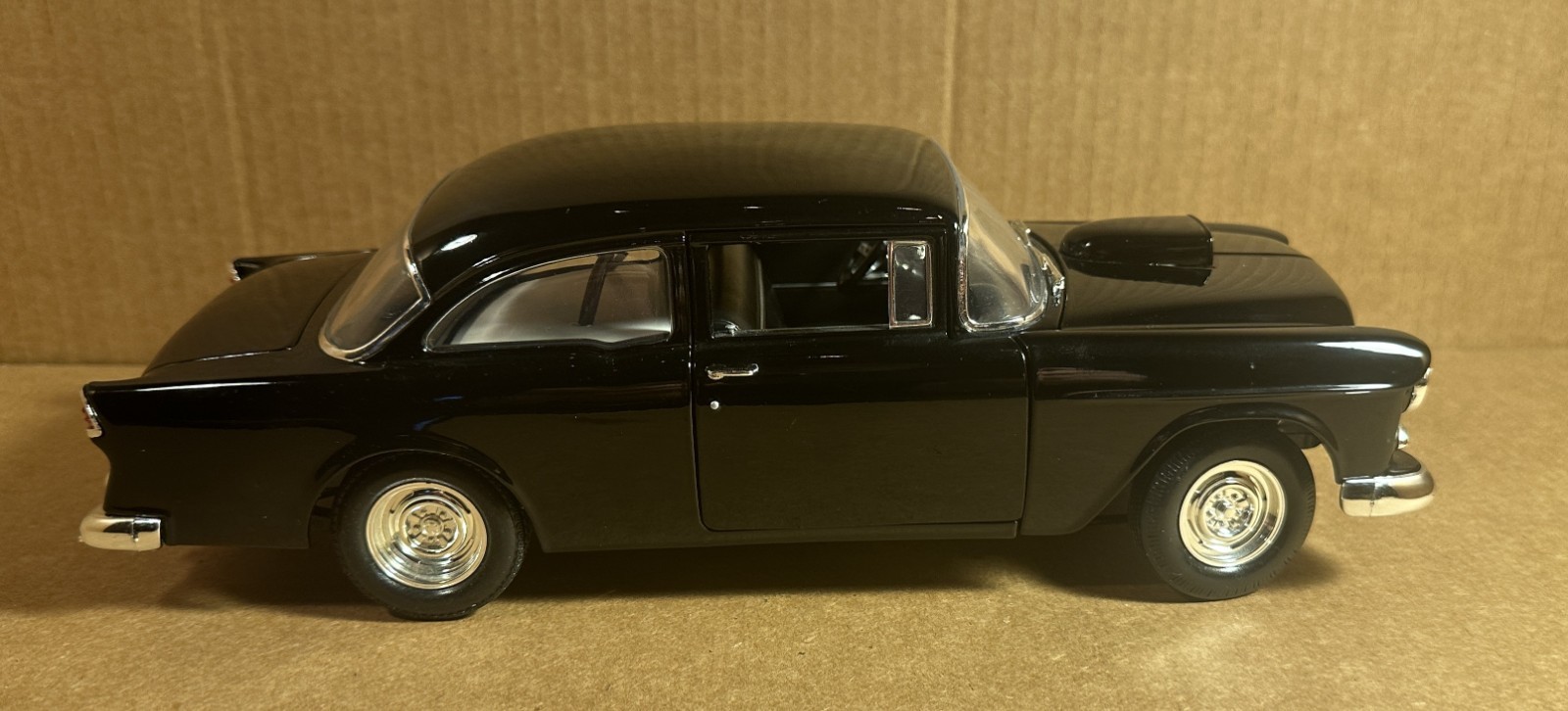 ERTL 1/18 1955 Chevrolet Hot Rod Coupe, Black, From American Graffiti Movie