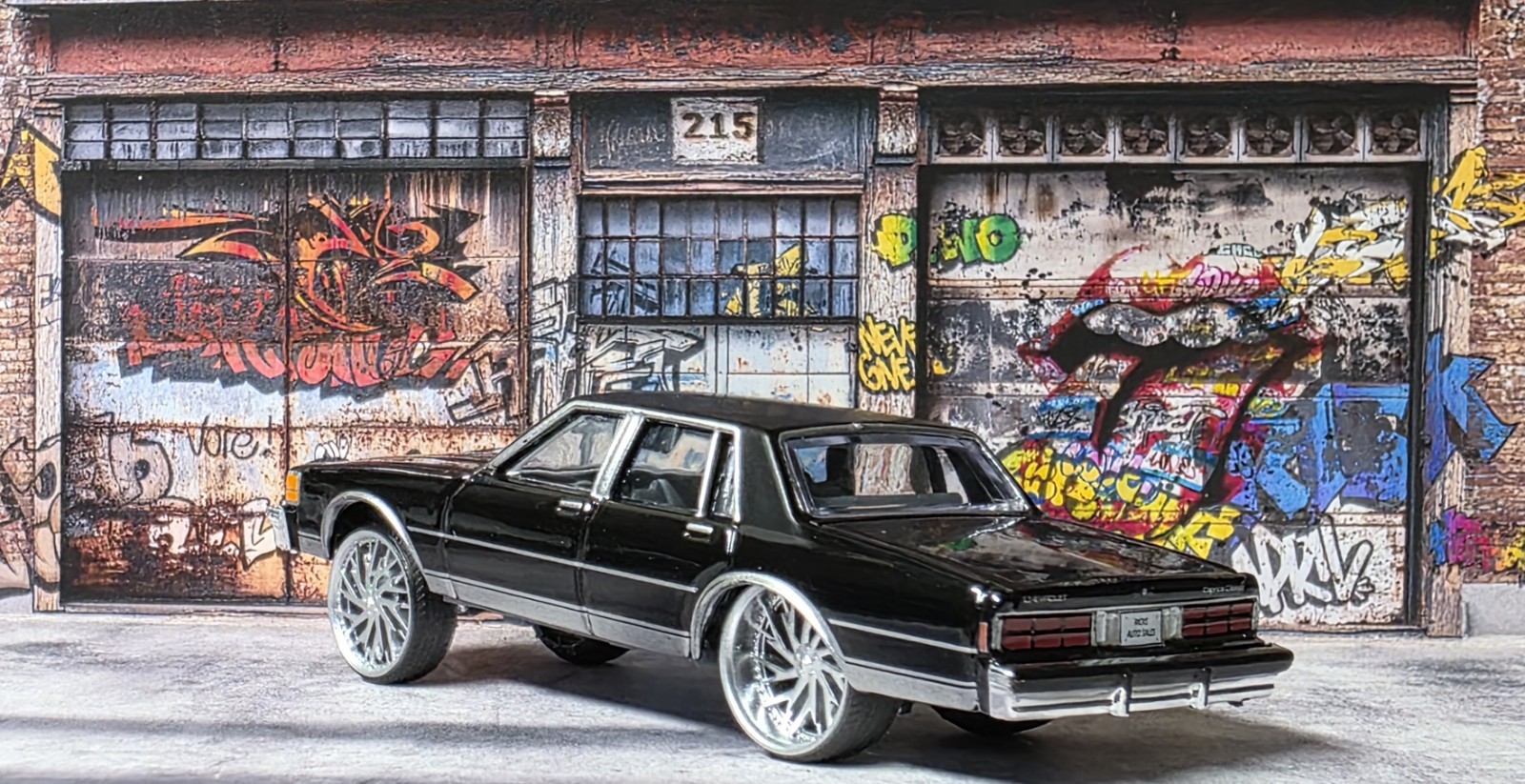 Greenlight 1988 Chevrolet Caprice 1/64 CUSTOM Box Chevy Frame/Wheels Swap On 28s