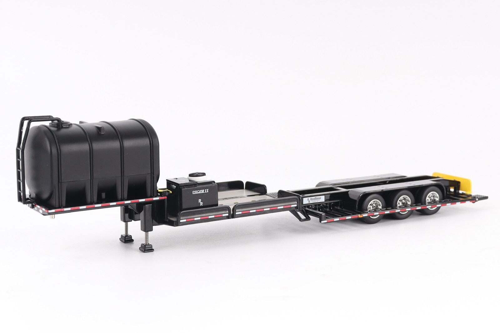 NEW Diecast Masters 1:64 *ROADRUNNER* Model 4000 Sprayer Transport Trailer NIB!