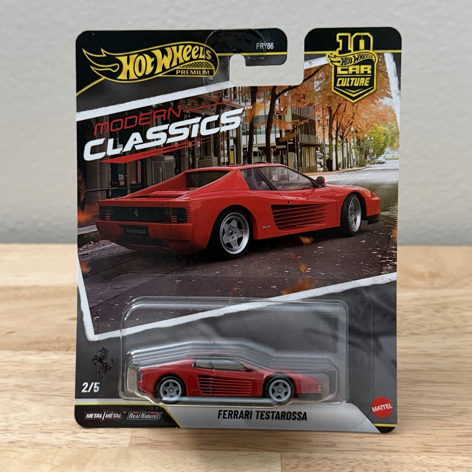 2026 Hot Wheels Ferrari Testarossa RED Modern Classics Premium Car Culture 2/5