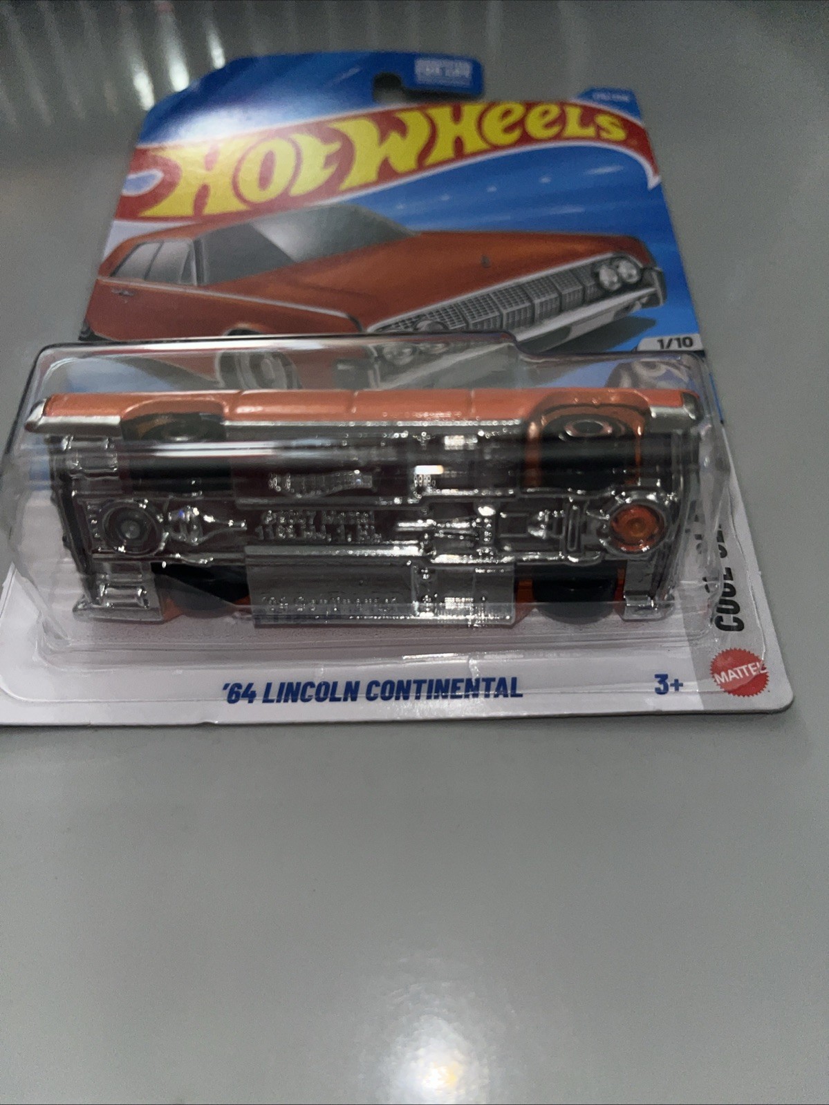 Hot Wheels Classics ’64 Lincoln Continental Orange Diecast 1:64 Unopened