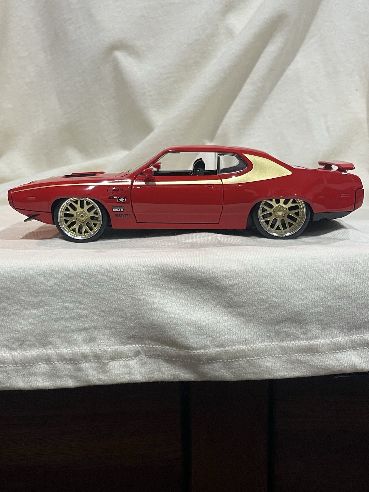 1:24 Jada 1972 Plymouth GTX Loose No Box
