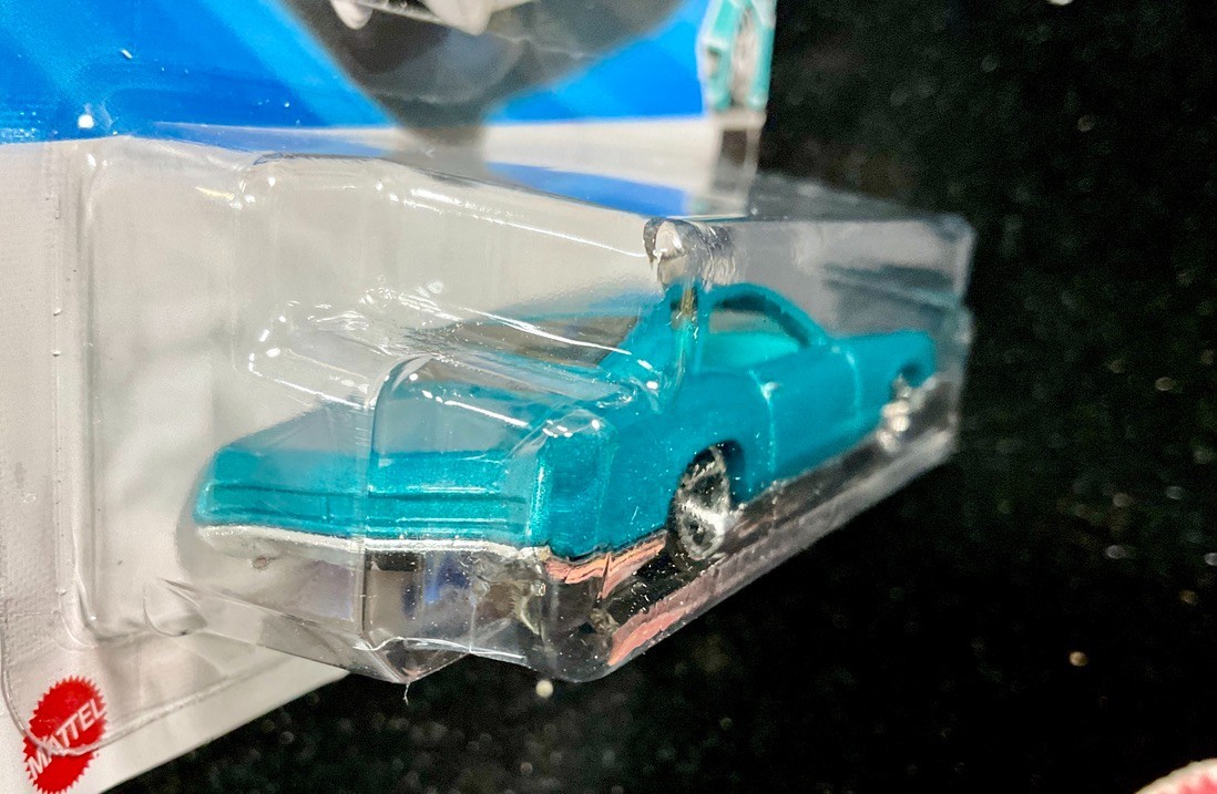’66 BUICK RIVIERA SERIES GLOSS BLACK, & TEAL 2025 Hot Wheels #50 2pcs