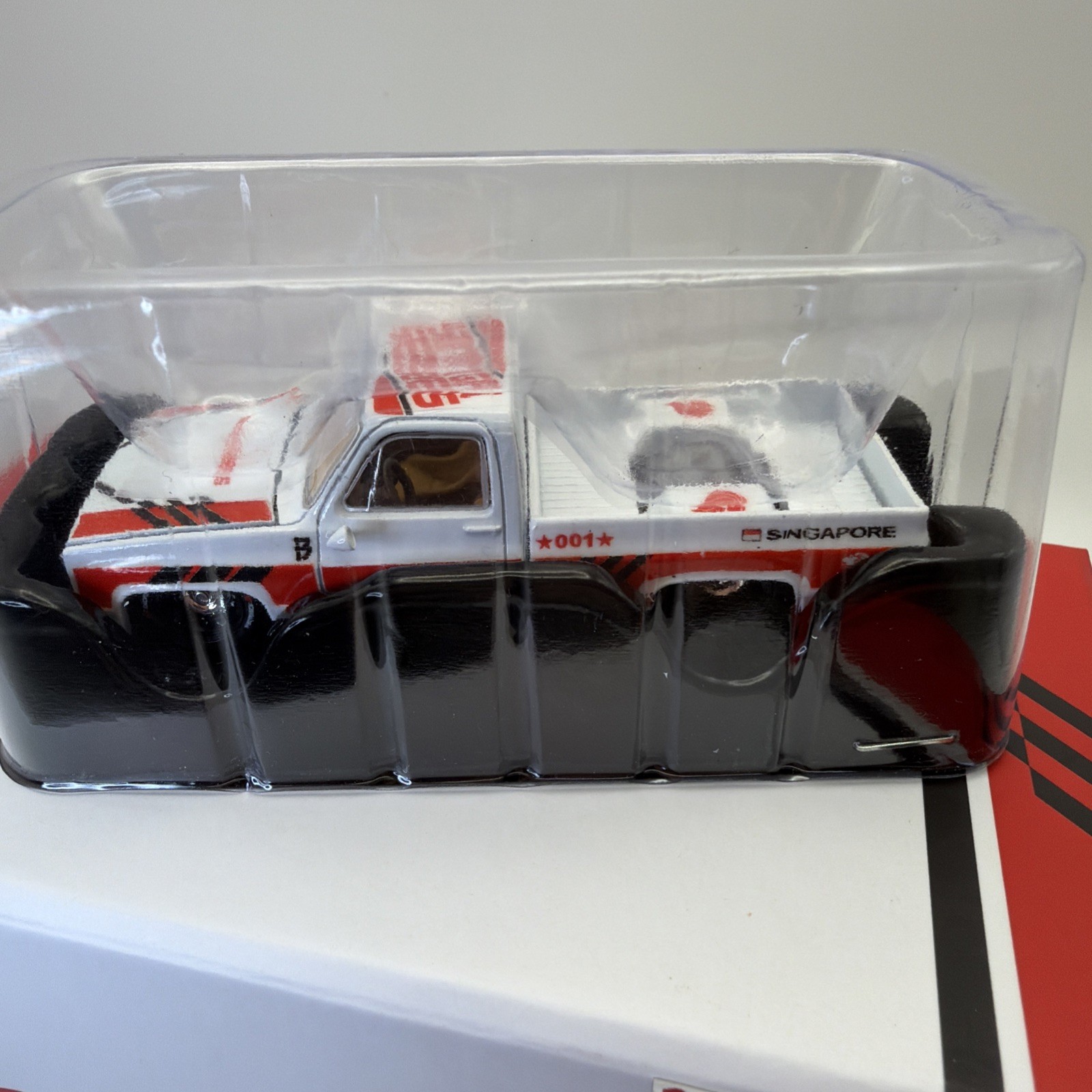 Black Crow Customs Singa Silverado Kaido House, In Hand! Bad Paint! Damaged!